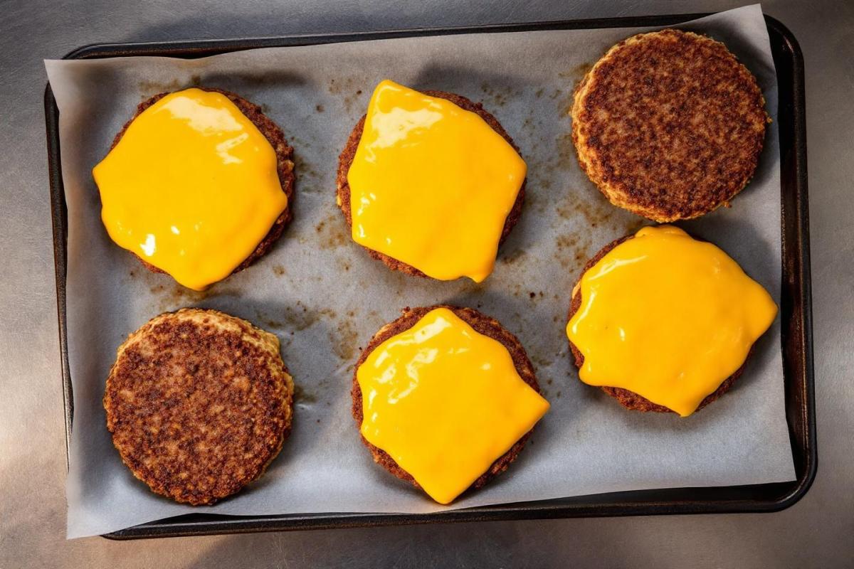 How Long to Cook Burgers in the Oven at 425?